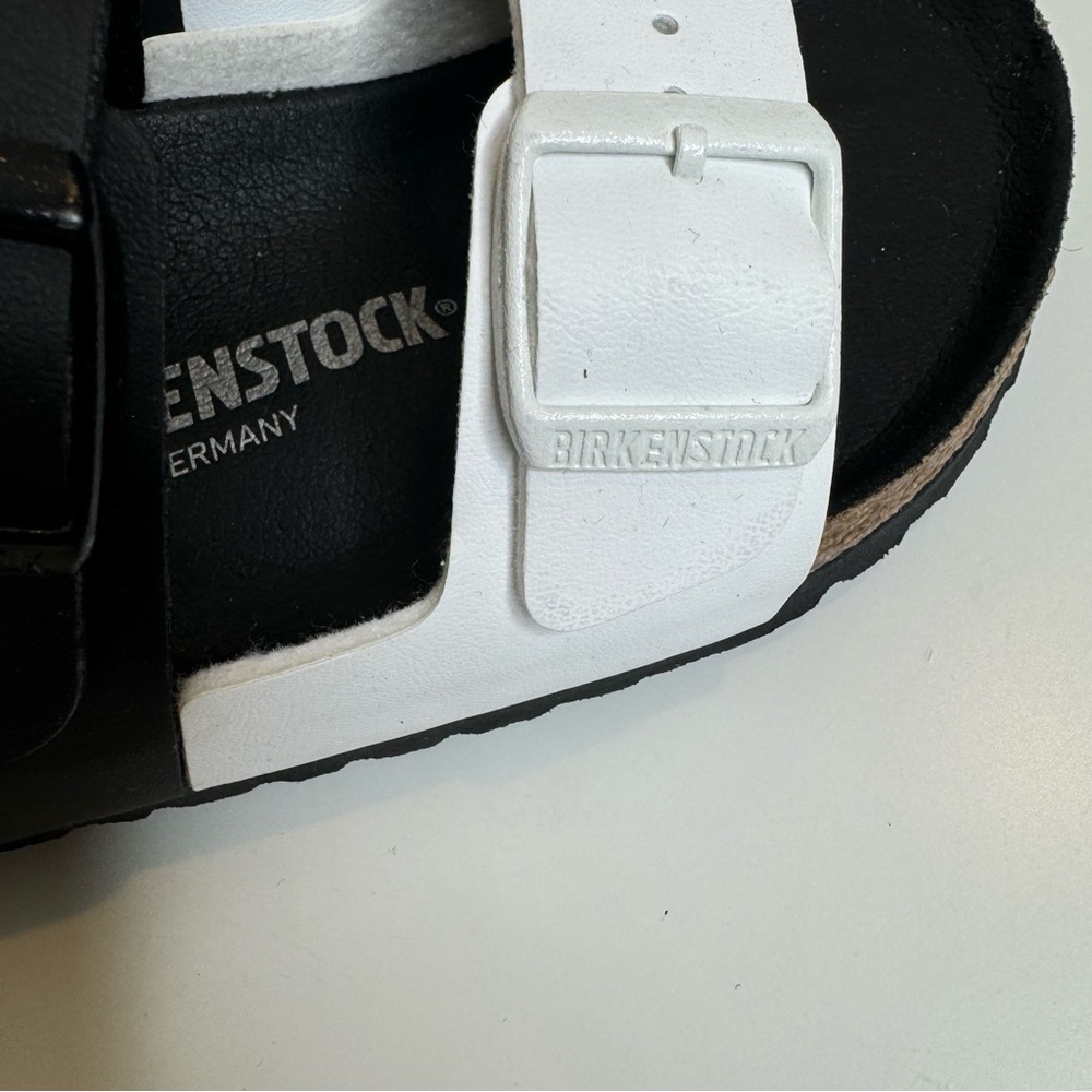 NEW Birkenstock Arizona Split Two-Strap Black & White Sandals size 5 - Picture 4 of 9